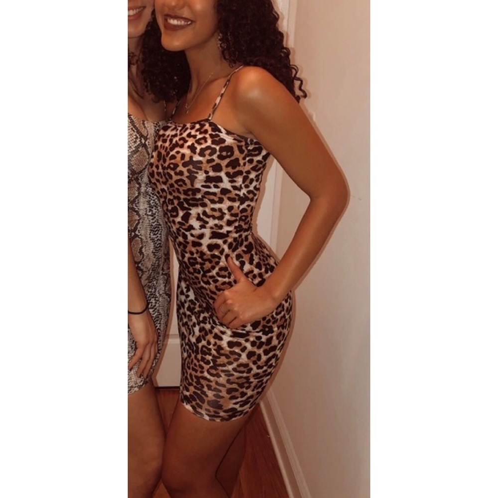 BODYCON CHEETAH PRINT COCKTAIL DRESS